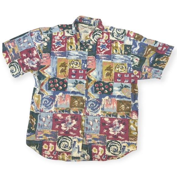 Vintage Women's Hawaiian full pattern short sleeve button-up on a Capacity Tag - Picture 1 of 5
